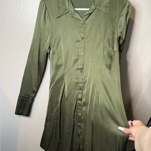 Elegant Olive Green Button-Up Dress